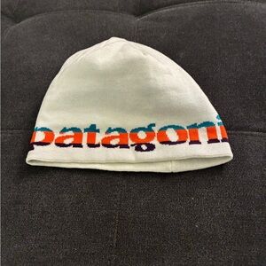 Patagonia Kids' White Beanie with Multicolor Logo